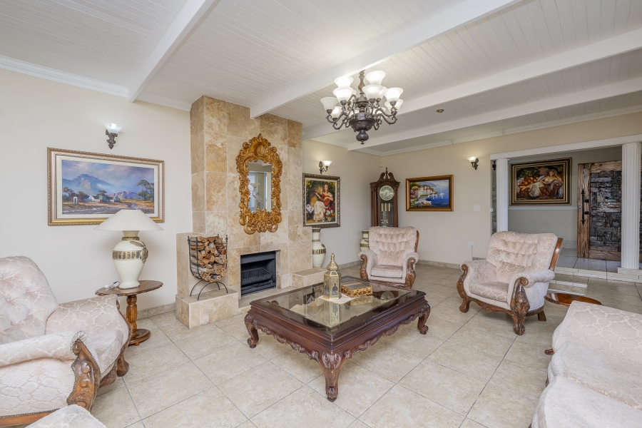 8 Bedroom Property for Sale in Brackenfell South Western Cape